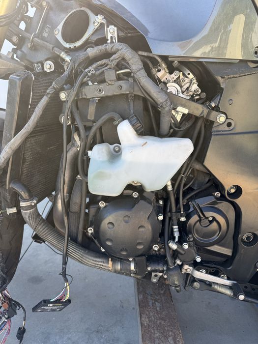 Peças Kawasaki ZZR 1400