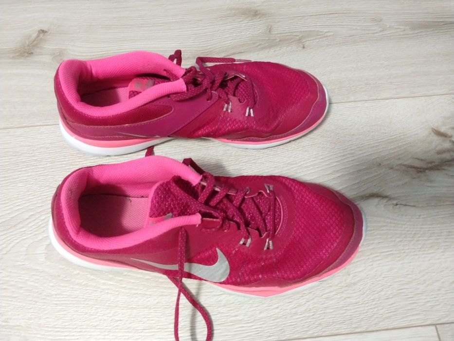Кросівки Nike 27.5 см