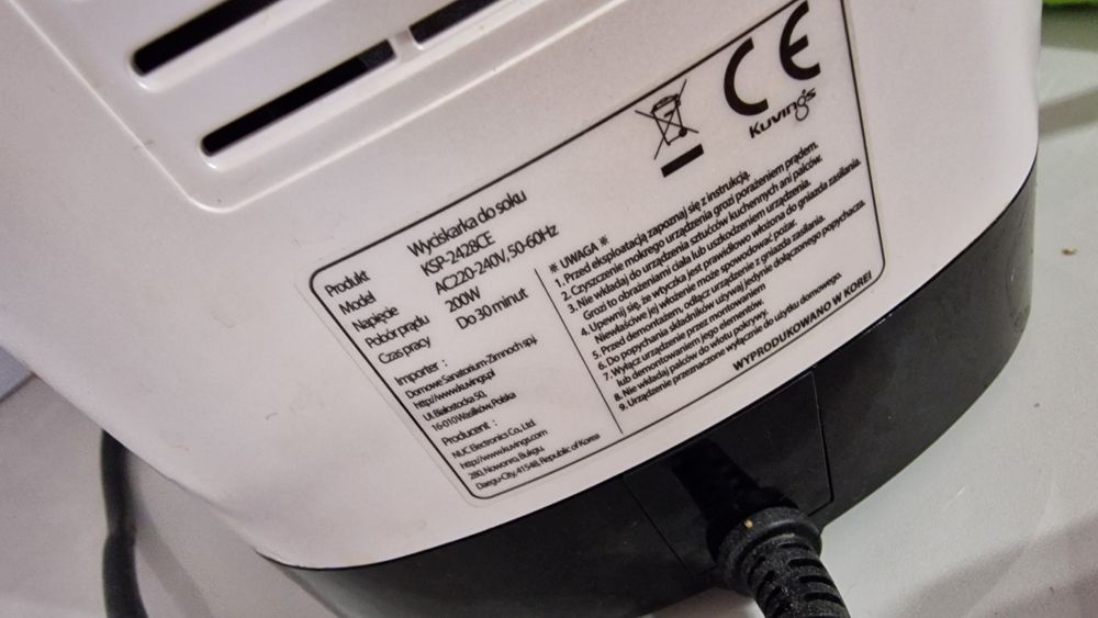 Kuvings Revo830 wyciskarka wolnoobrotowa biała