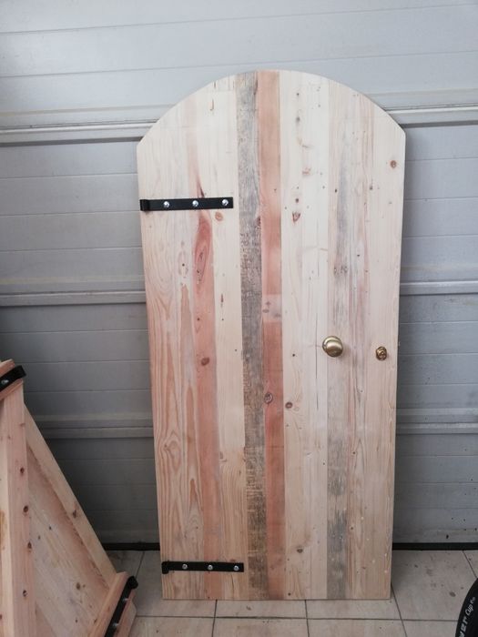 Vários tipos e medidas de portões.