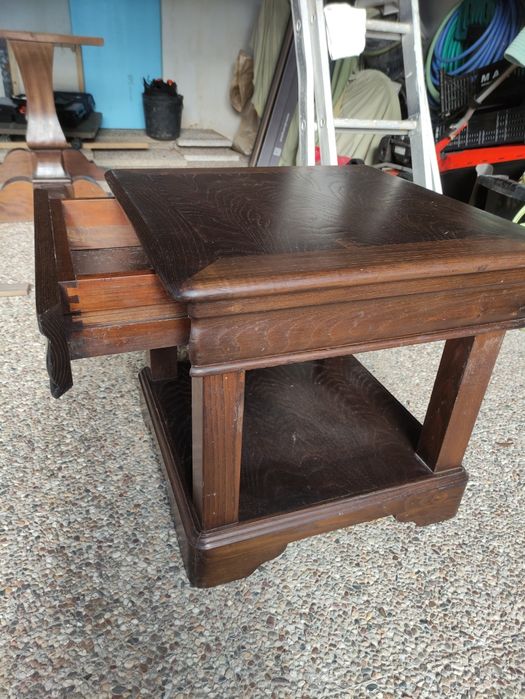 Mesa de apoio sala, em madeira de castanho