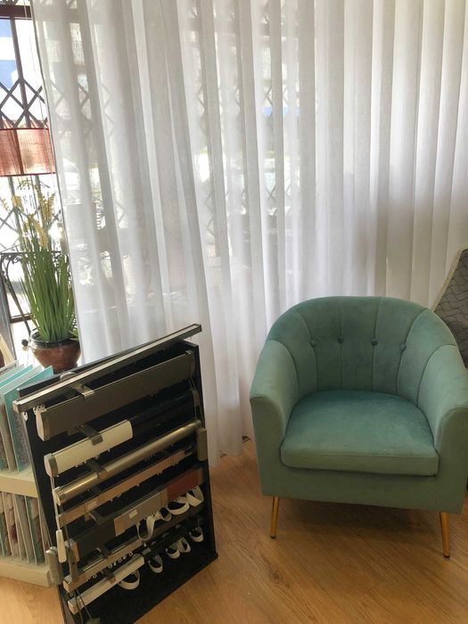 Poltrona verde água NOVA (LOJA)