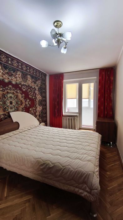 Продаж  3-кімнатної квартири у самому центрі міста!