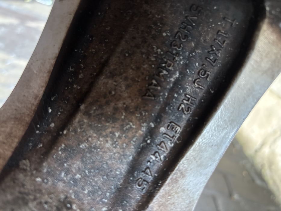 Felgi 17 5x127 Jeep Wrangler