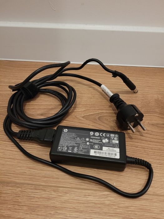 Ładowarka HP 45W