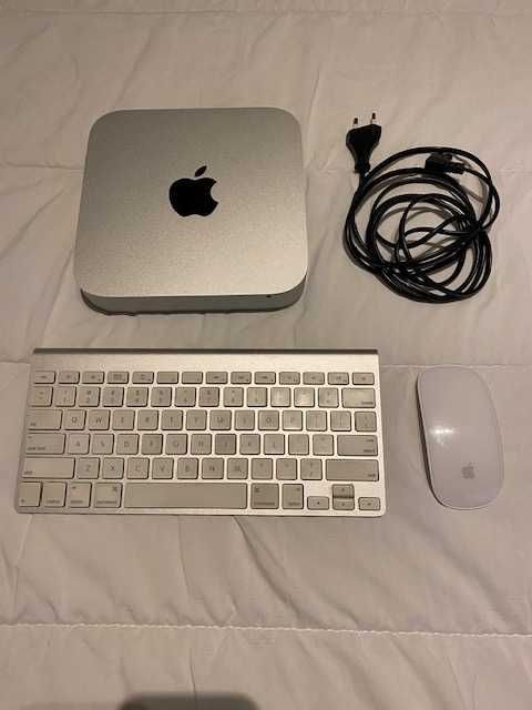 Mini Mac Computer, Year 2011 + Keyboard + Mouse64739474703234120