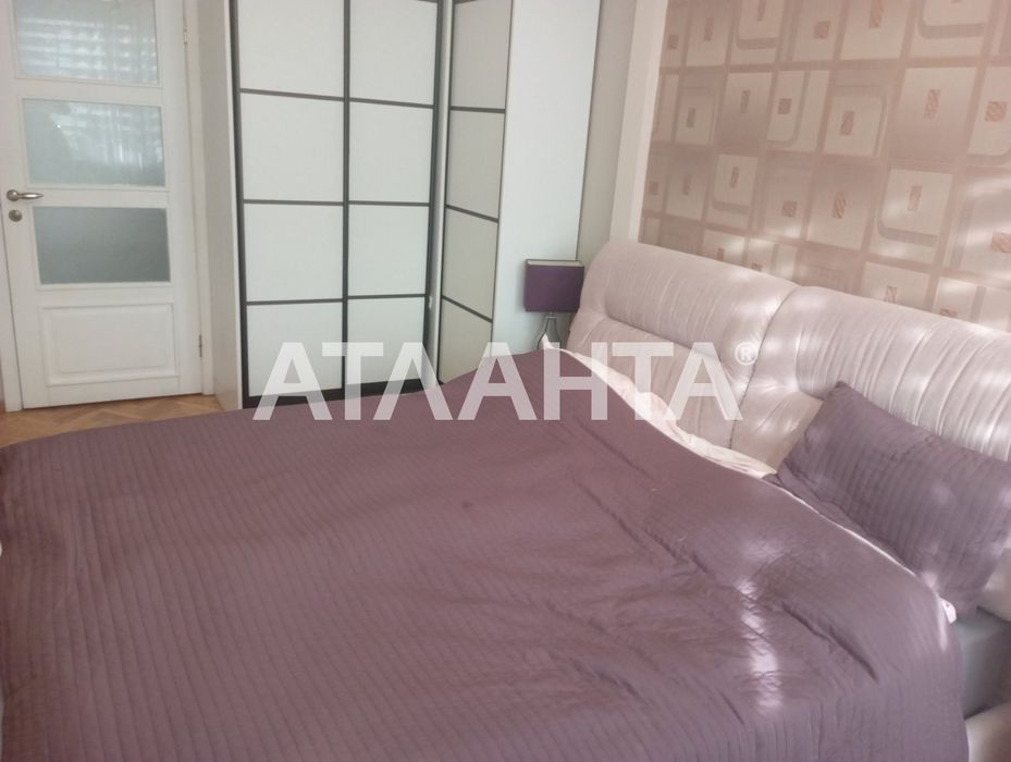 Продаж 3-х кімнатної квартири, р-н ТЦ Дастор