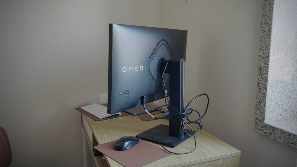 Monitor Gaming HP OMEN 24" Full HD 165Hz - NOVO