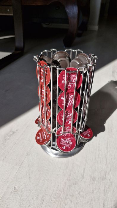 OKAZJA! Stojak obrotowy + 64 kapsułki (Barista & Espresso) – Zestaw