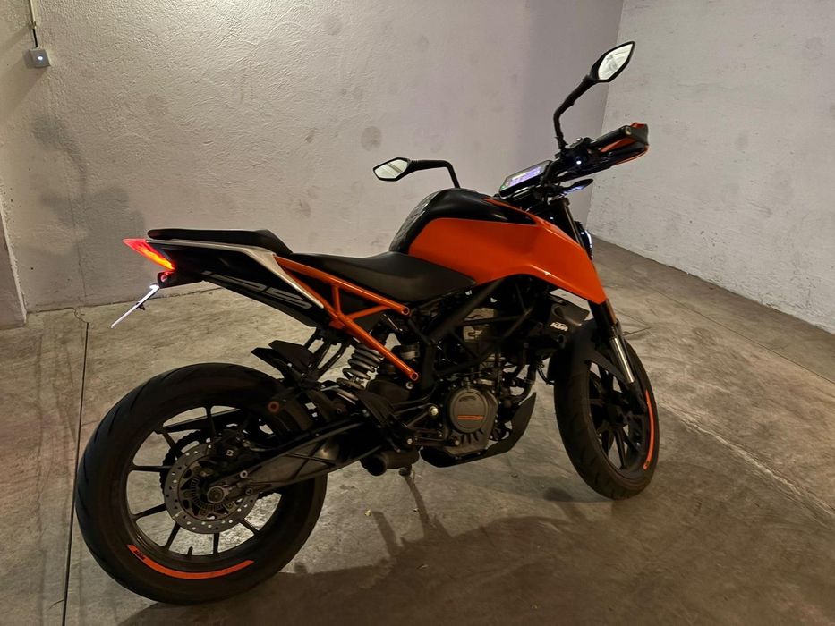 Ktm duje 125 para peças