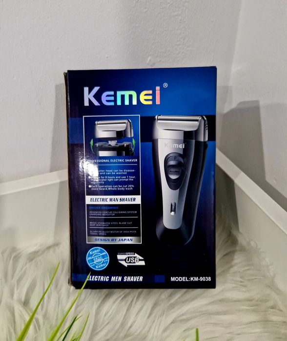 Maquina barbear nova