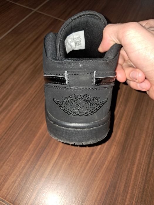 Кросівки чоловічі Air Jordan 1 Low Triple Black.
