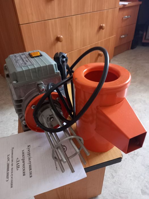 Кукурузолущилка электрическая ЛАН-8 (75 кг./час),новая,г.Винница