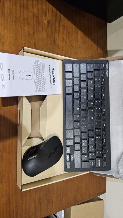 Conjunto teclado  rato wireless