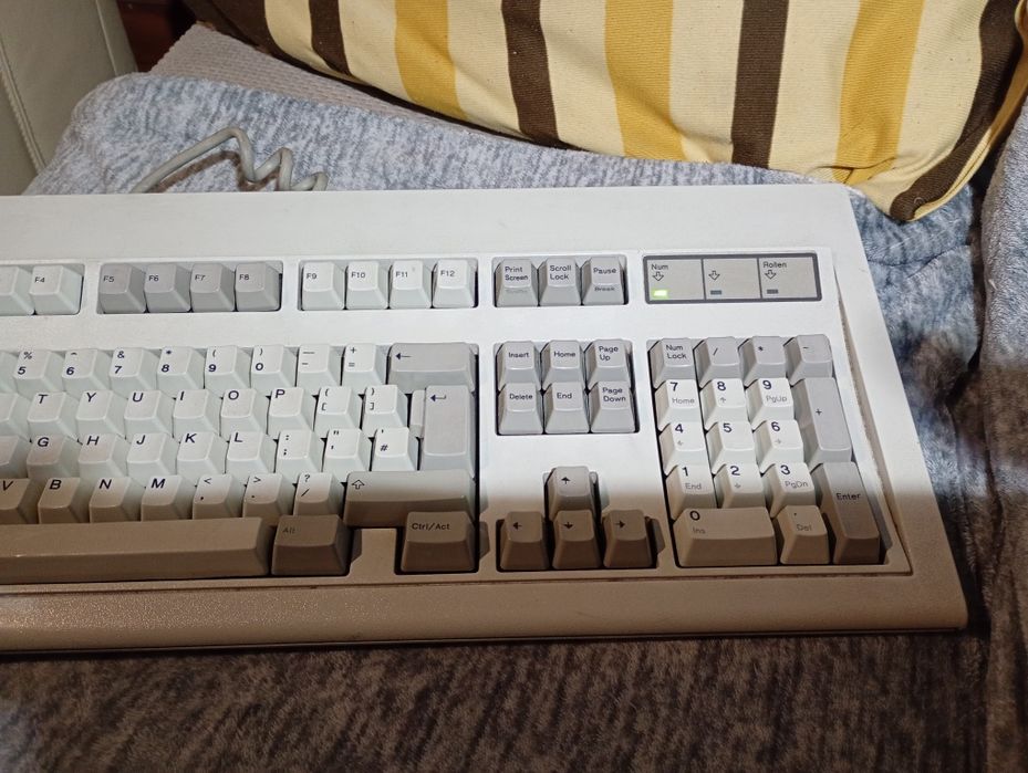 Retro klawiatura ibm