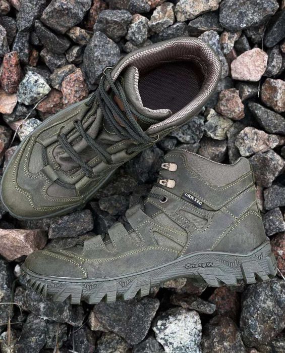 Армейские демисезонные ботинки кожаные олива военные берцы тактические