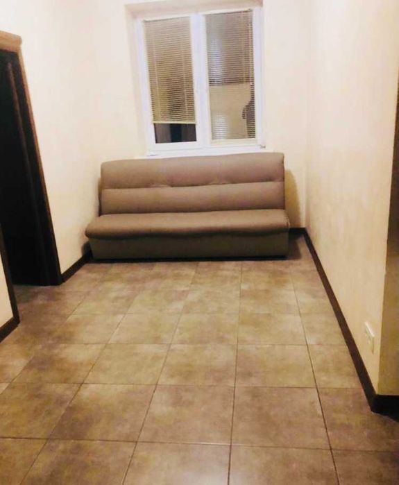 Оренда будинку можна для сім'ї під офіс Генератор