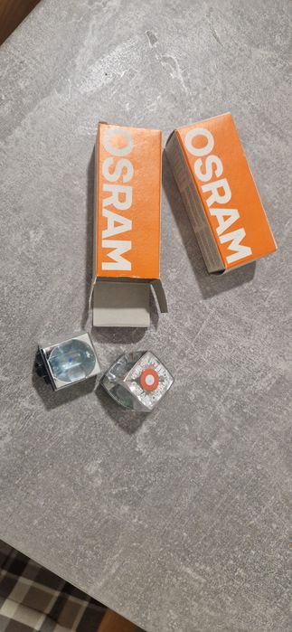 Лампочки для ліхтарика Osram Magicube OXC 4 - 3

штуки