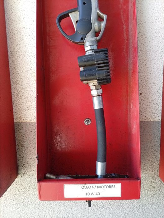 Óleo Novo sintético 10W 40 6 litros