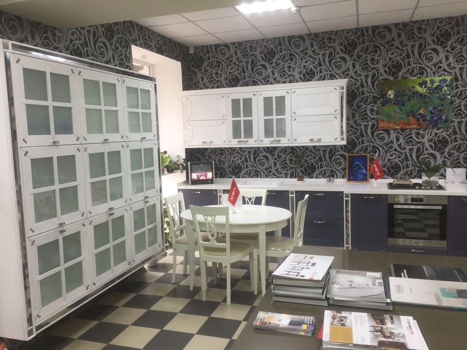 Продаж кухонні меблі