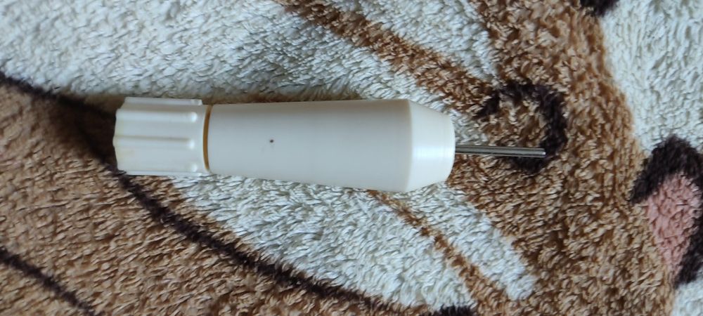 Игла,крючок для шитья ковров