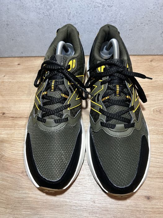 Sneakersy New Balance 410 Trail 45,5