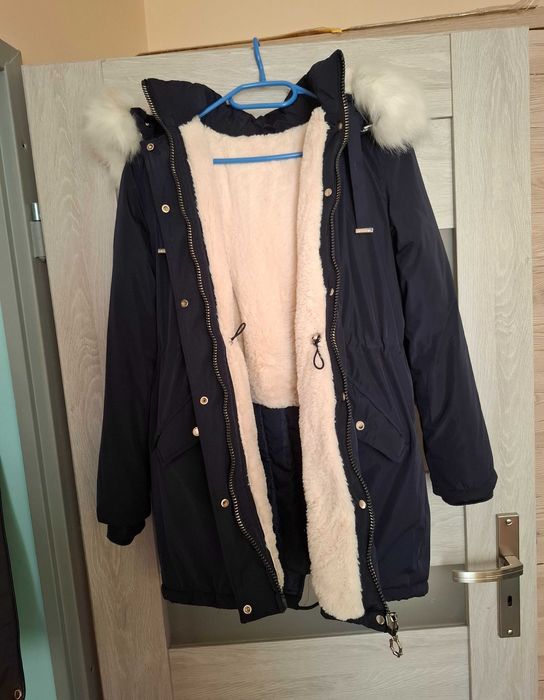 Granatowa ocieplana zimowa parka kurtka