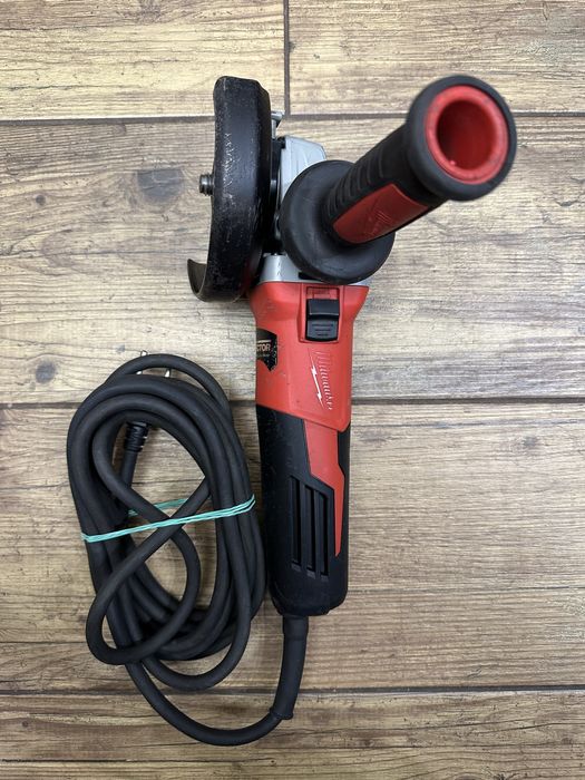 Szlifierka kątowa 125mm 1550W AGV15-125 XE Milwaukee 2024r.