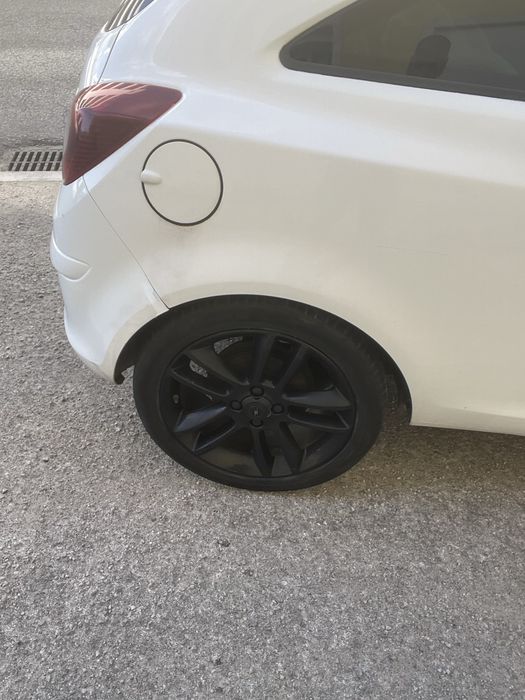 Opel corsa Black edition CDTI — photo 2