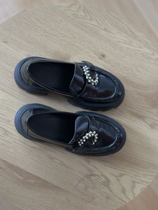 Лофери Uterqüe шкіряні