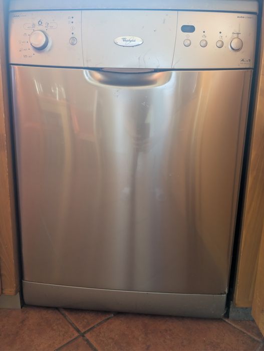 Máquina de lavar loiça Whirlpool