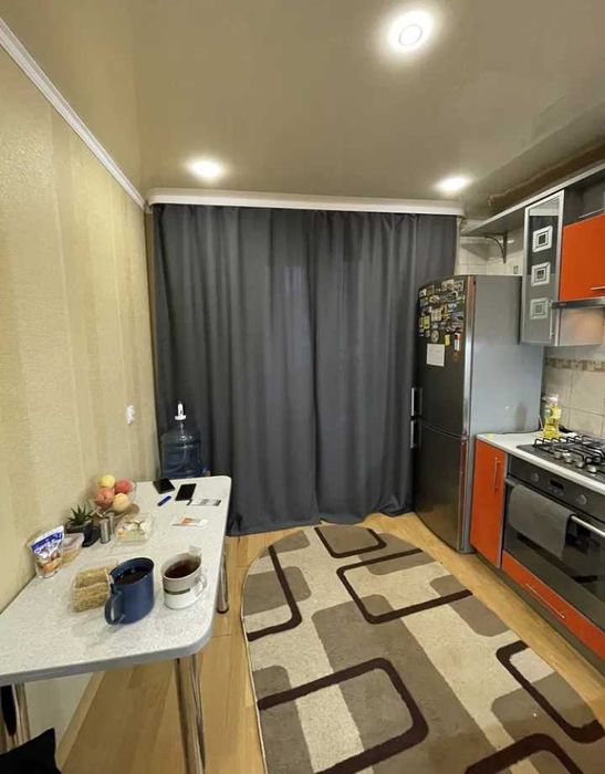 Штори готові, висотою 240 см.