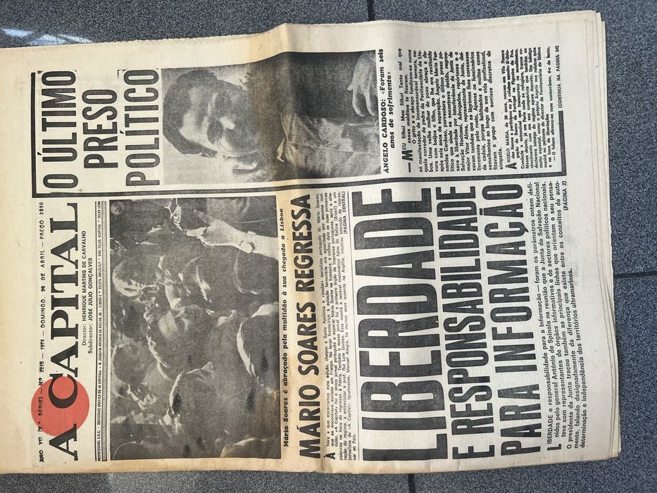 JORNAL HISTÓRICO 25 ABRIL -  A Capital de 26 Abril - Regresso Mário Soares -