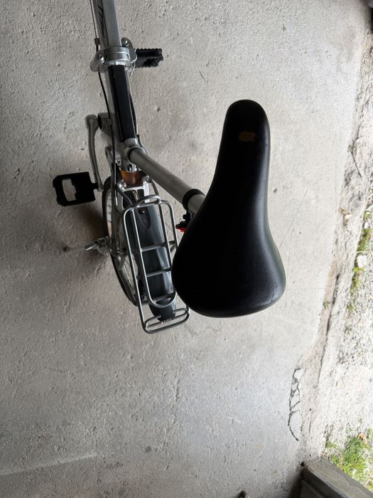 Bicicleta dobravel em aluminio muito versatel