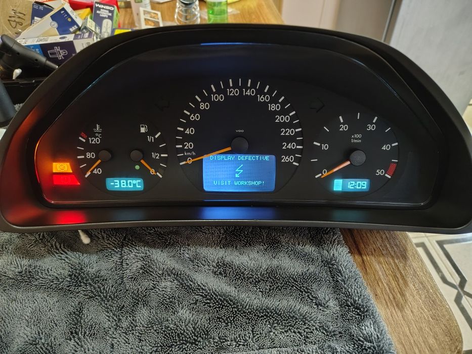 Приборка Мерседес w210 рест