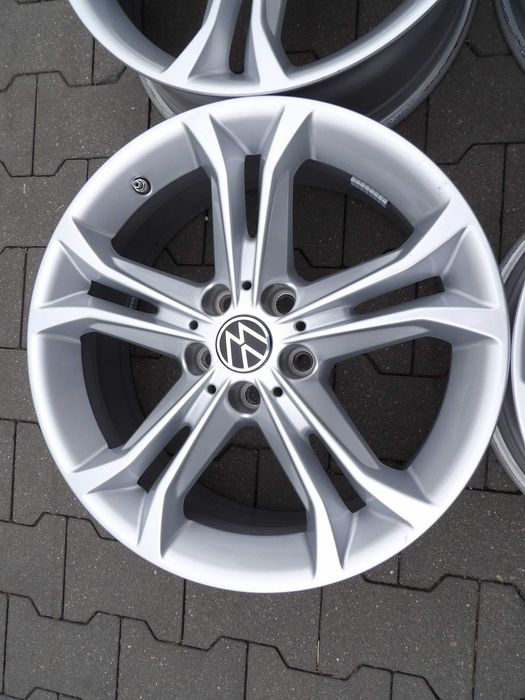 Felgi Aluminiowe 18 Bmw Vw Audi Mercedes Skoda Seat 5x112