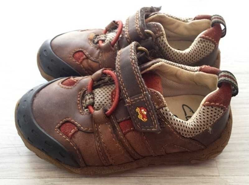 Clarks Brązowe skórzane adidaski 5.5