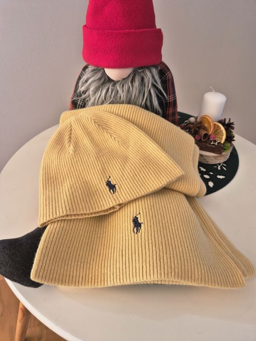 Czapka i szalik jasny żółty