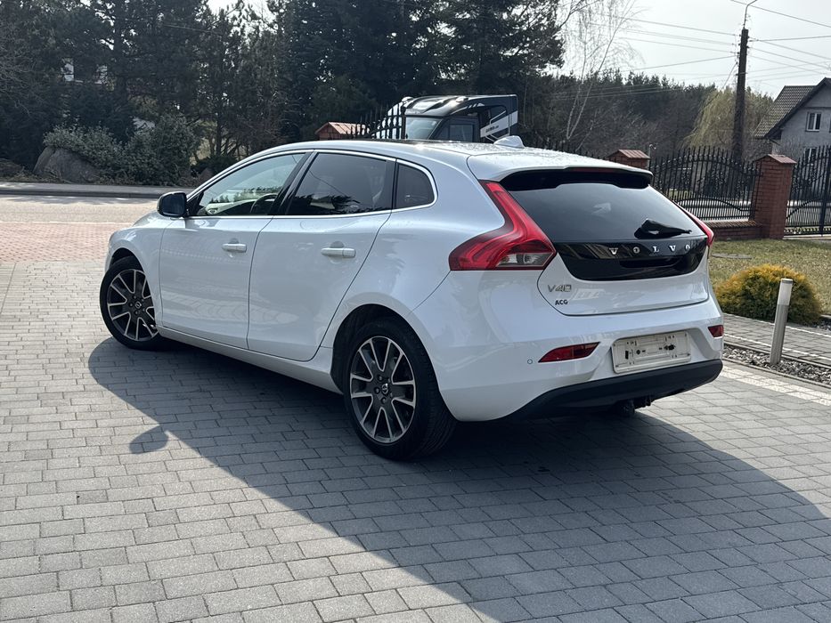 Volvo V40 1.6 Diesel 2012 Led/Kamera cofania/Oryg.