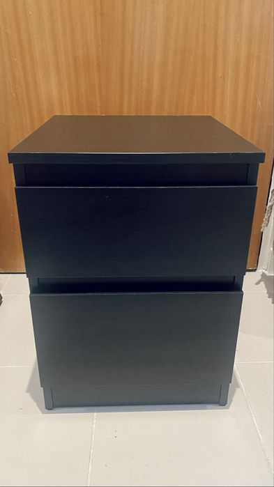 Mesa cabeceira Ikea preto nova