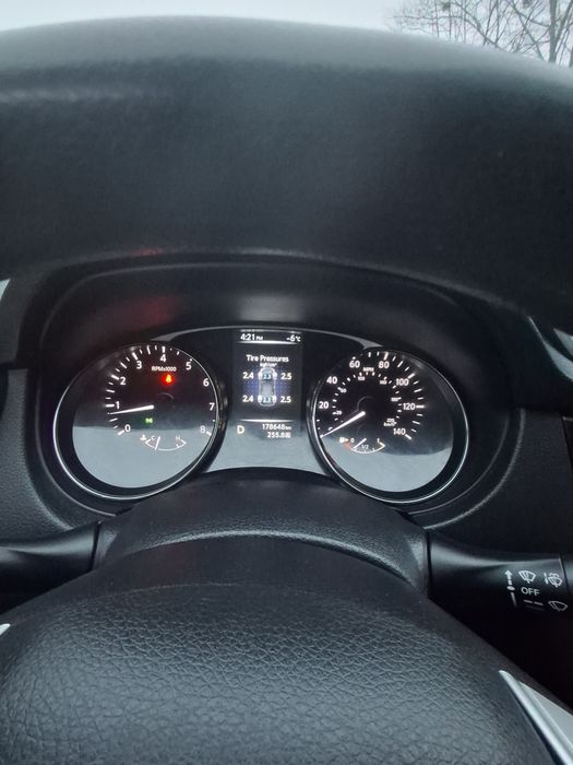 Авто на повному бойовому ходу