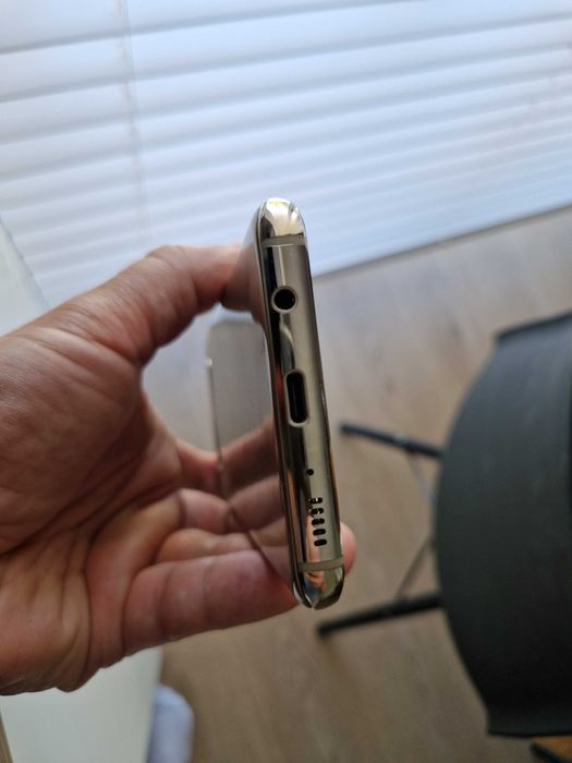 Smartfon Samsung s10+  SM-G9750  Snapdragon 855