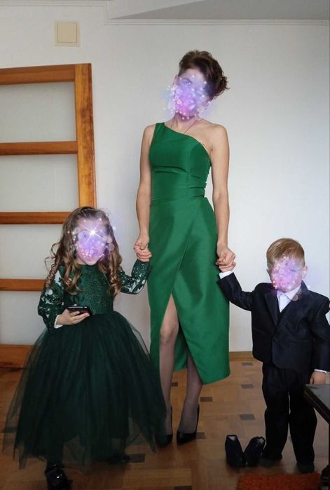 Плаття, смарагдова сукня, фемелі лук, family look