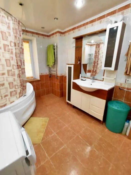 Продаж 1 кімнатної квартири на пр. О.Поля, низ.