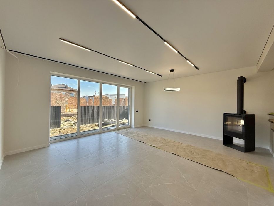 Продаю таунхаус з ремонтом !