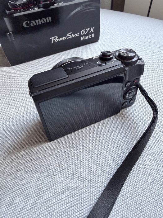 Canon G7 X Mark II