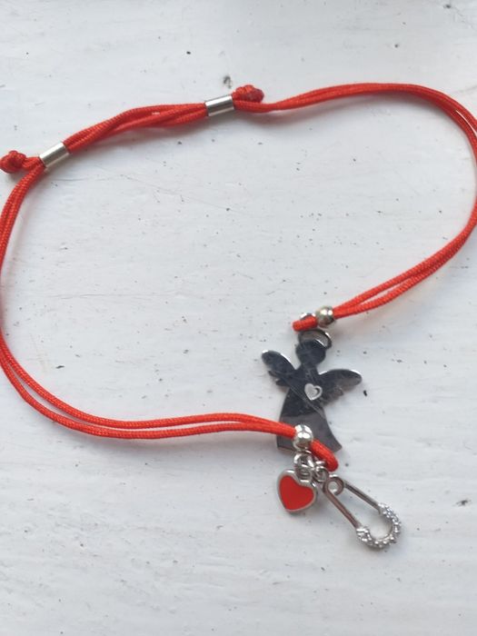 Браслет срібний з червоною ниткою