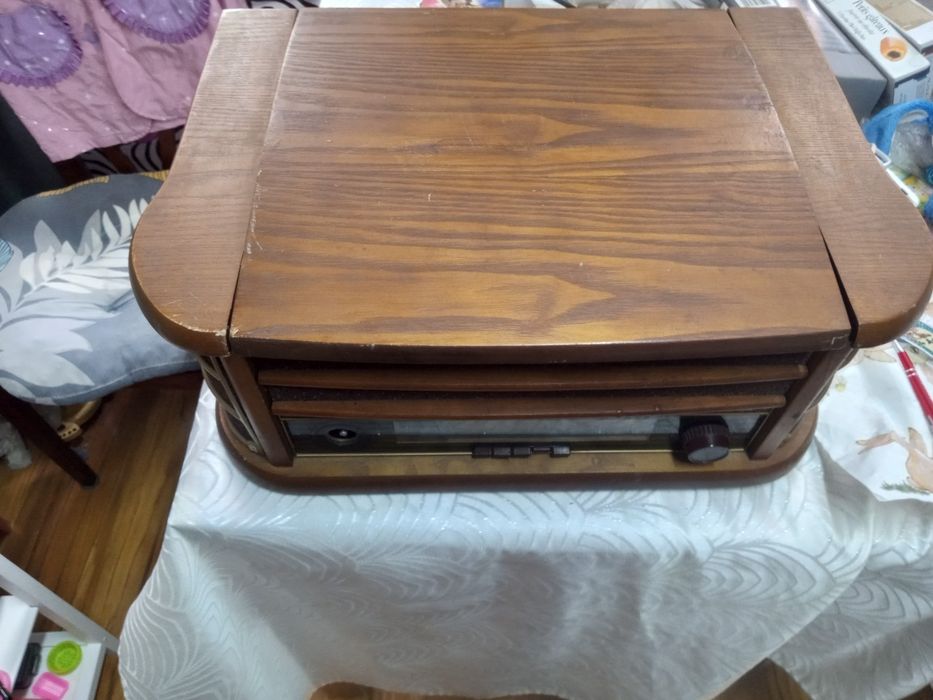 Sprzedam  gramofon 5 w 1 retro.