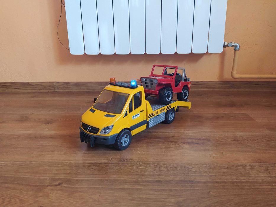 Bruder auto - laweta Mercedes sprinter + JEEP. Na preznt.