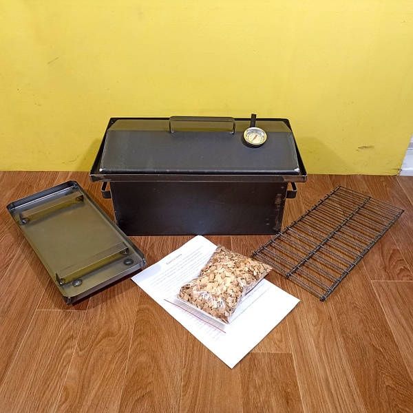 Коптильня горячего копчения с термометром